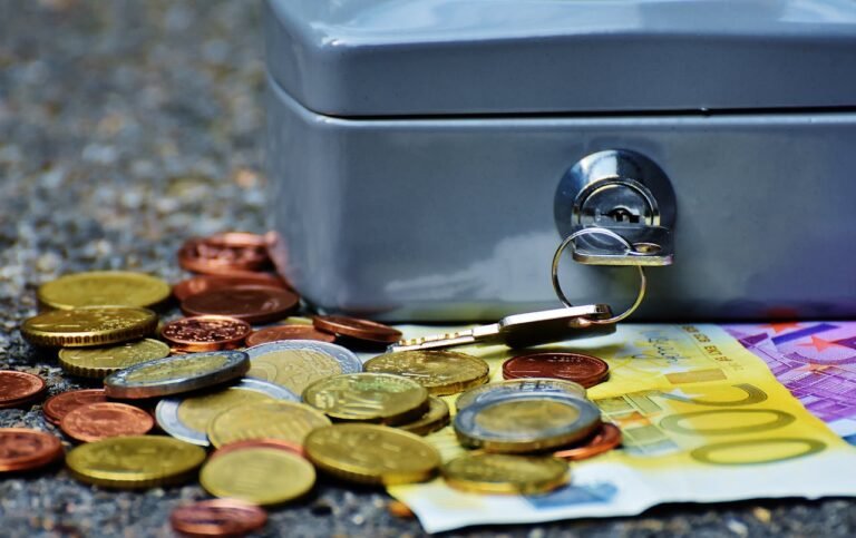 9 Keys to Unlocking Financial Freedom